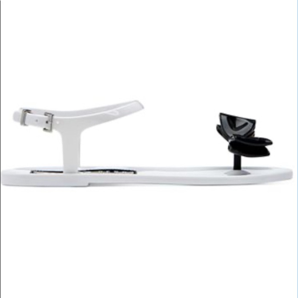 Katy Perry: Black/White Bow Sandals  Sise 7. - Picture 6 of 9